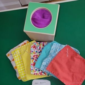 Lovevery Montessori 5/6 month sensory play